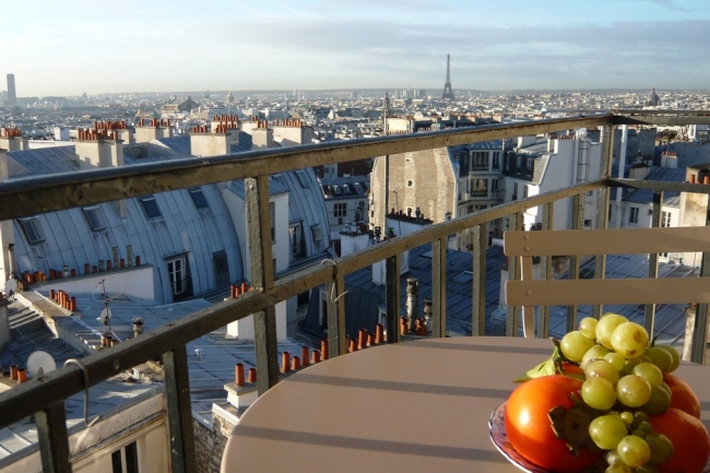 Rental Paris FRANCE: Apartment description VILLA DANCOURT, Butte Montmartre, Paris
